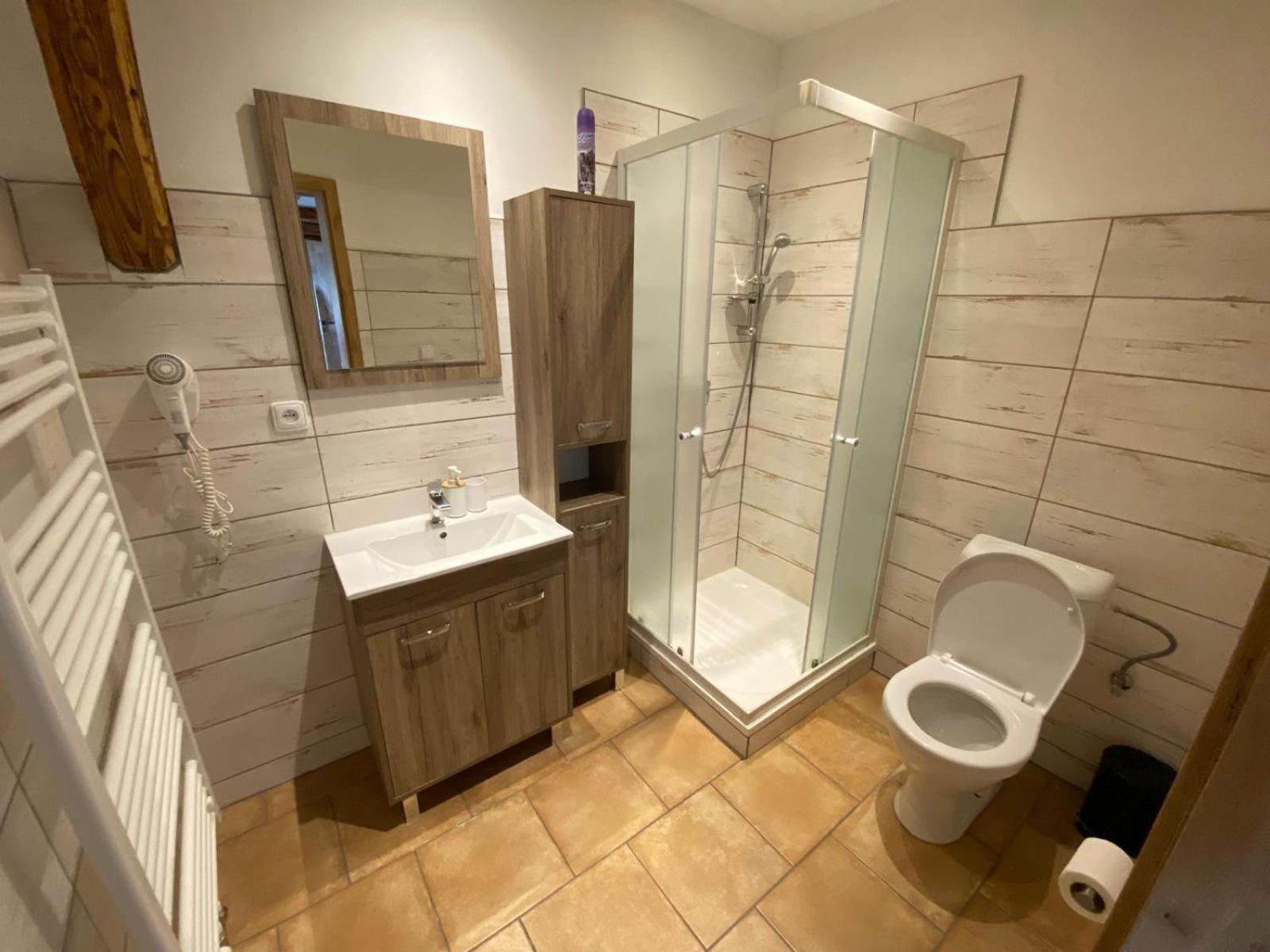 Apartman Na Statku Červený Kostelec المظهر الخارجي الصورة